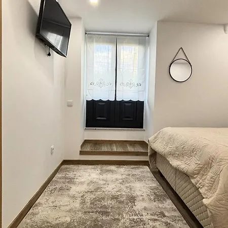 As Casas Do Penedo Da Moura *