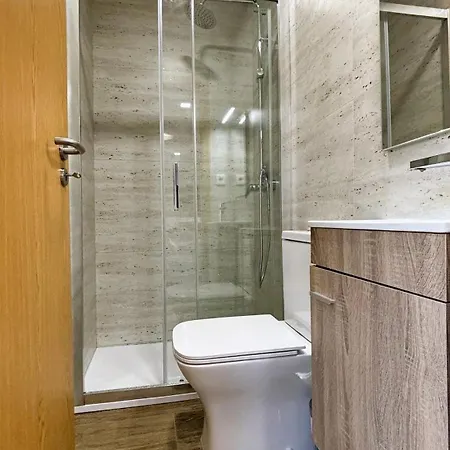 As Casas Do Penedo Da Moura