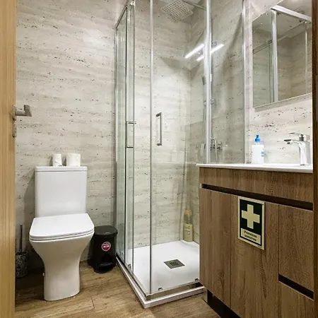 As Casas Do Penedo Da Moura Аркуш-ди-Валдевеш