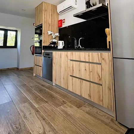 As Casas Do Penedo Da Moura * Arcos de Valdevez