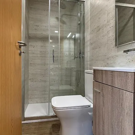 As Casas Do Penedo Da Moura Arcos de Valdevez