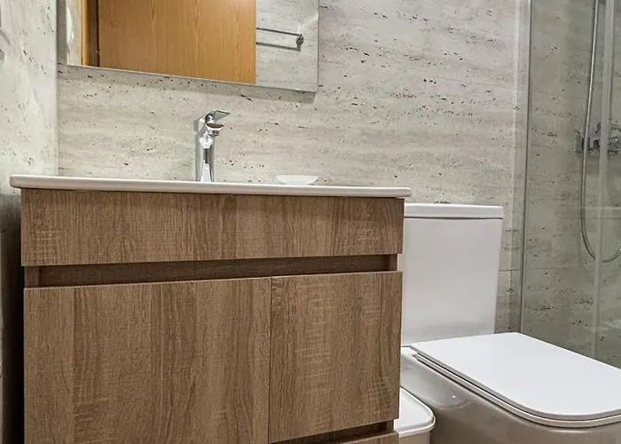 As Casas Do Penedo Da Moura *