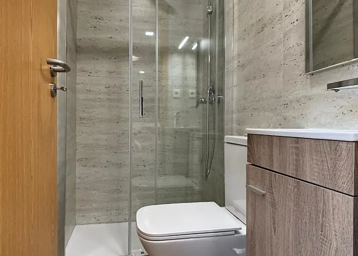 As Casas Do Penedo Da Moura Arcos de Valdevez